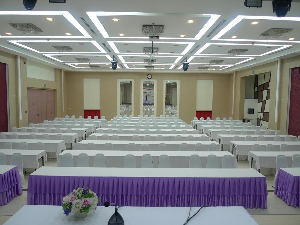 โรงแรมเอกลดา นางรอง ภายนอก รูปภาพ